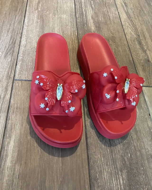 Chaussures, sandales et baskets — GKDS Étampes